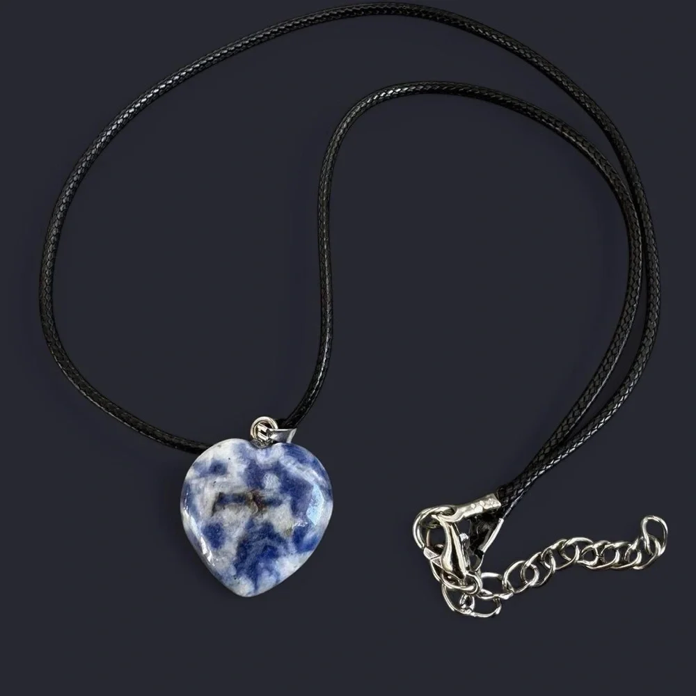 Sodalite Heart Pendant Necklace - Picture 4 of 4